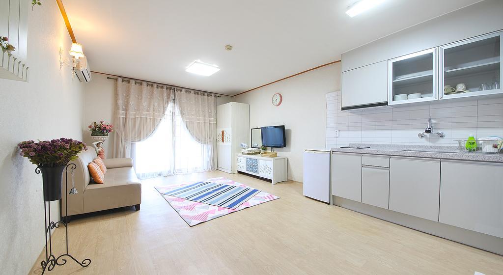 Gyeongpo Woosung Pension Gangneung Exterior photo